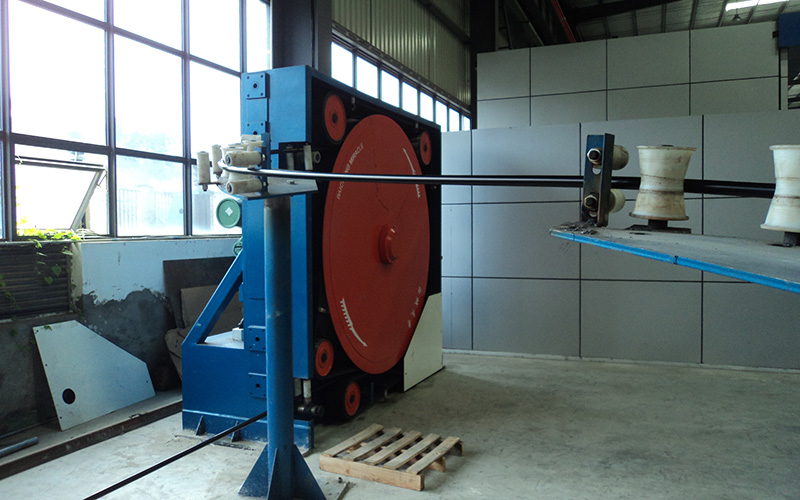 Lower Pull-Out Capstan MV/HV CCV Line for High Voltage Cables